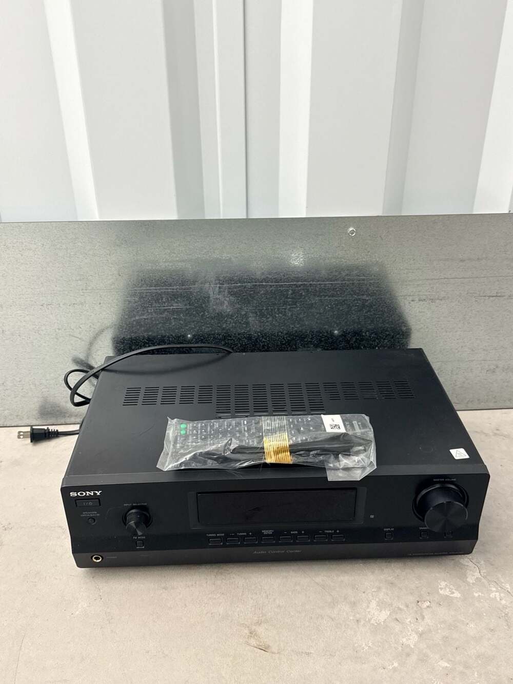 Sony STR-DH130 FM Stereo/FM-AM Receiver with RM-AAU130 Remote